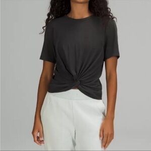 Lululemon Crescent Rose Mauve Front Twist Top S